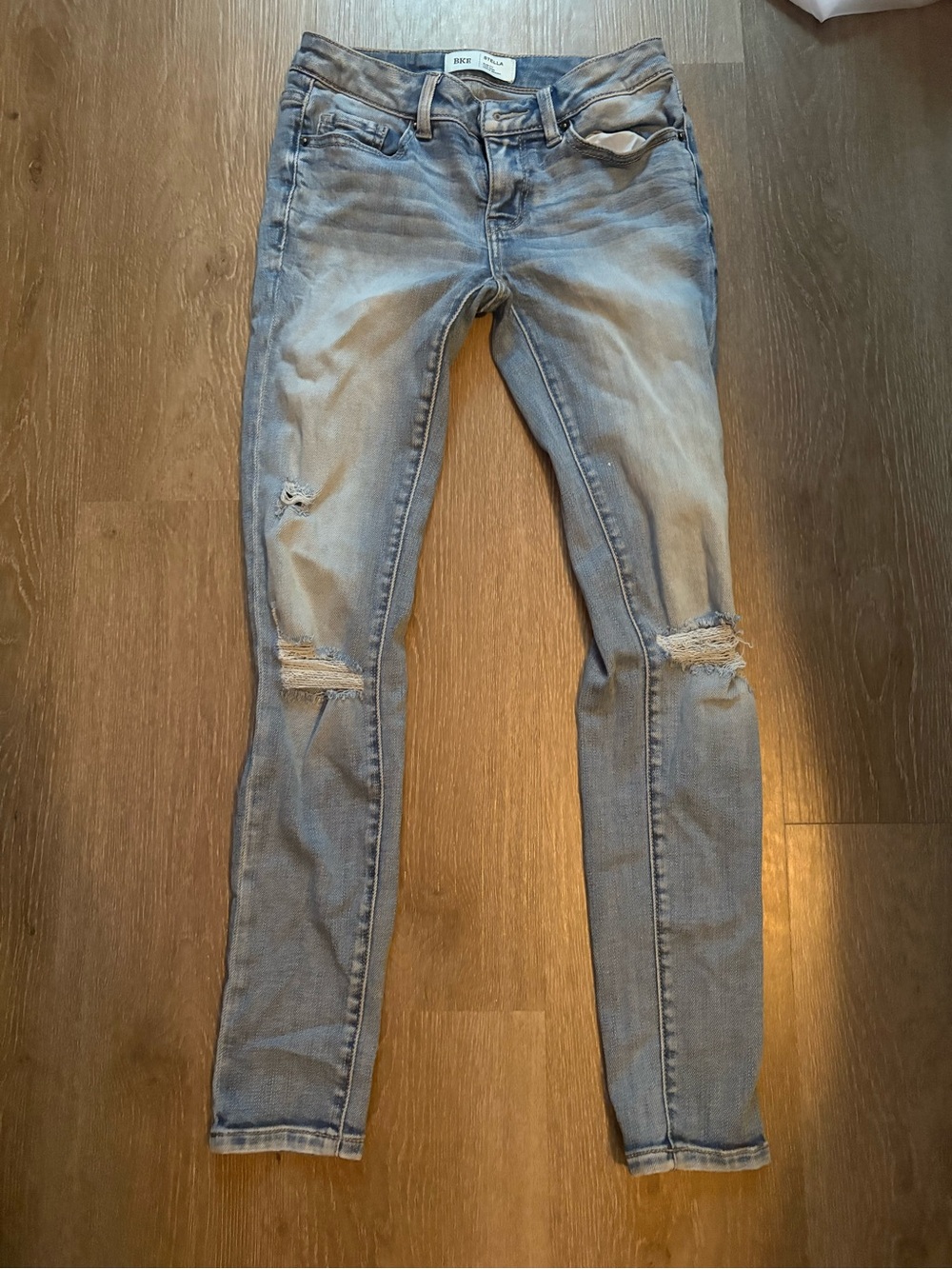 BKE Women's Light Blue Distressed Skinny Jeans